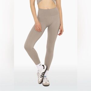 Set Active Sculptflex Leggings in Breeze Small